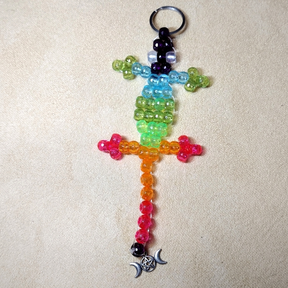 Kandi Lizard Keychain Rainbow Disco - Picture 1 of 2